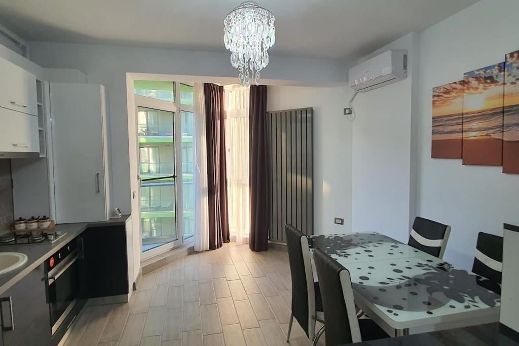 Alezzy Reasort Luxury Apartment 81 Prima Linie La Mare Navodari Bagian luar foto